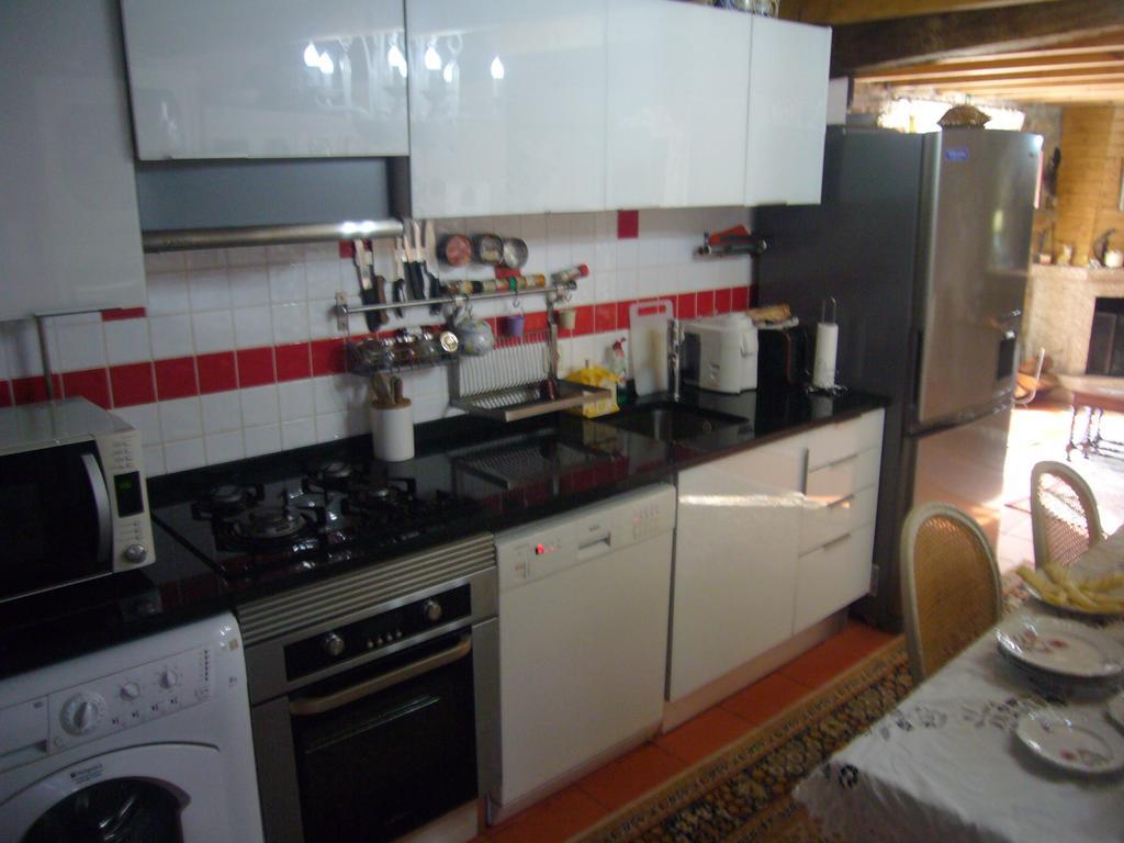 Гостевой дом Casa Do Monge Leomil Экстерьер фото