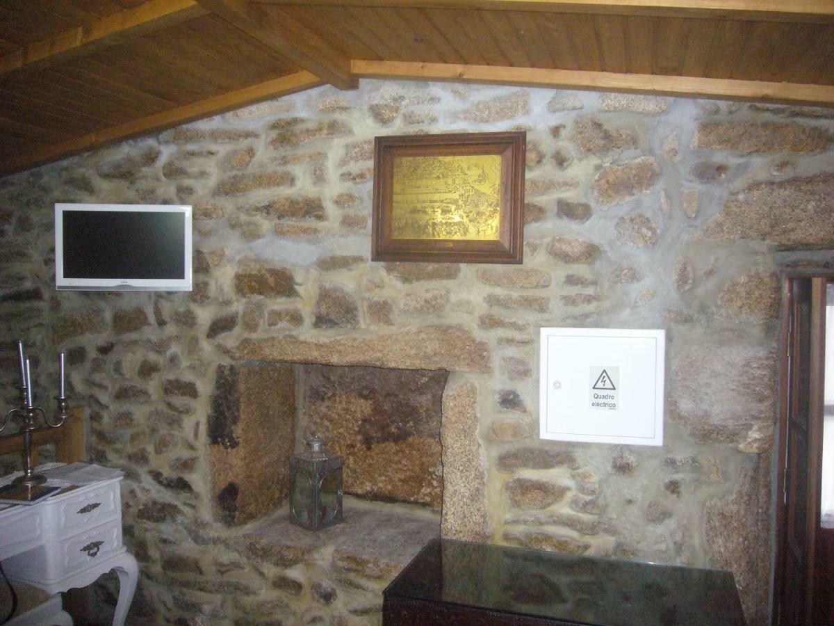 Гостевой дом Casa Do Monge Leomil Экстерьер фото